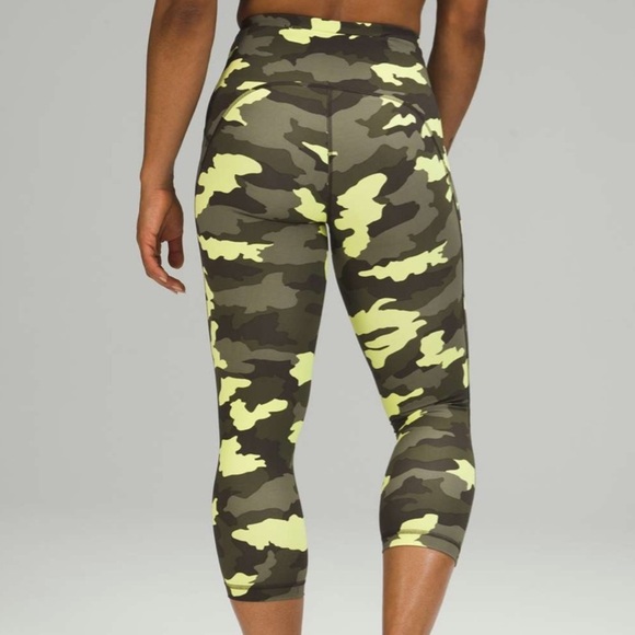 Lululemon Swift Speed High-Rise Crop 21"
Heritage 365 Camo Crispin Green Multi - Picture 2 of 16